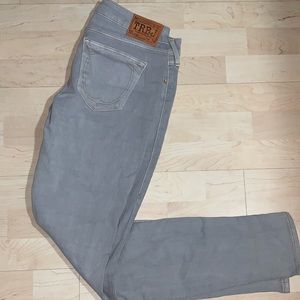 TRUE RELIGION LIGHTWASH JEANS